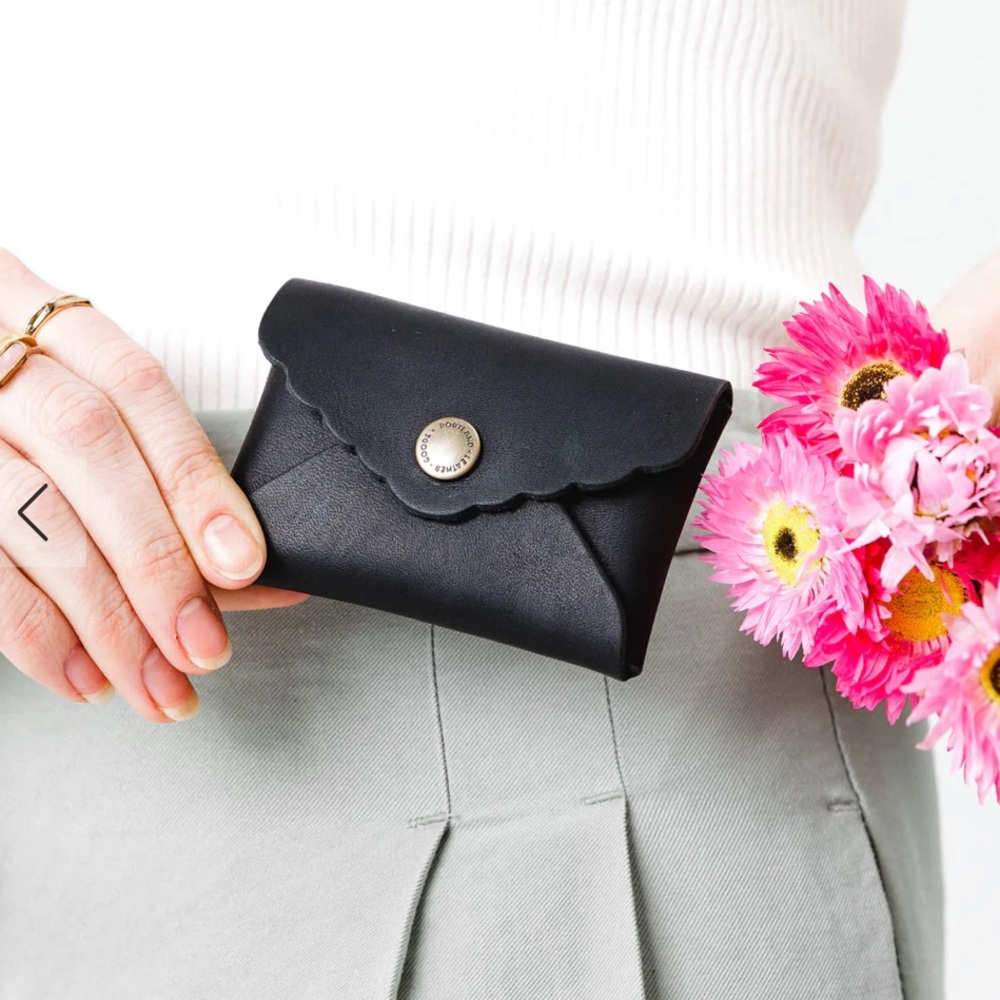 Portland Leather Mini Daisy Wallet - Picture 4 of 4